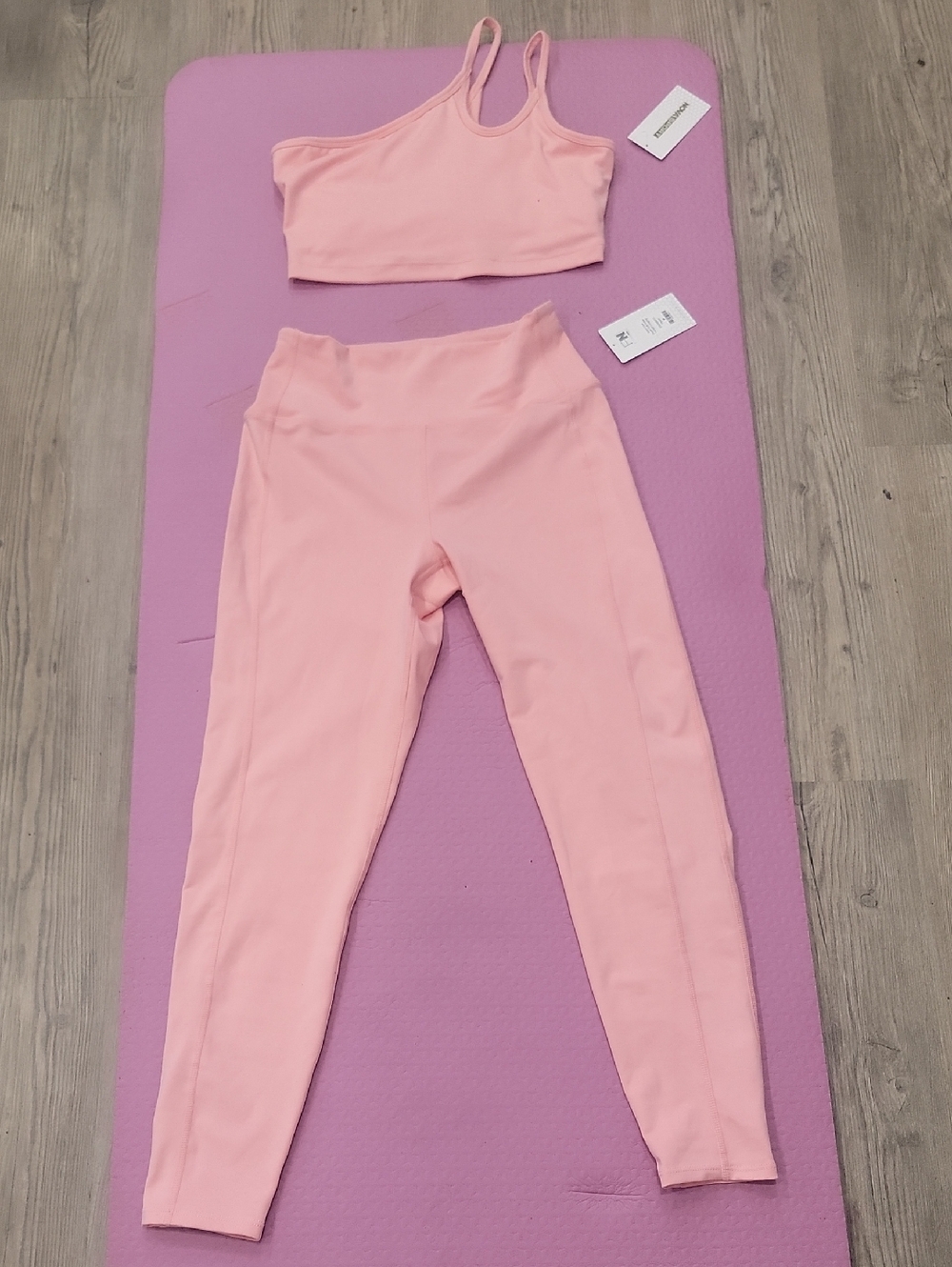 Light Pink Activewear Two-Piece Set - Sports Bra & Leggings